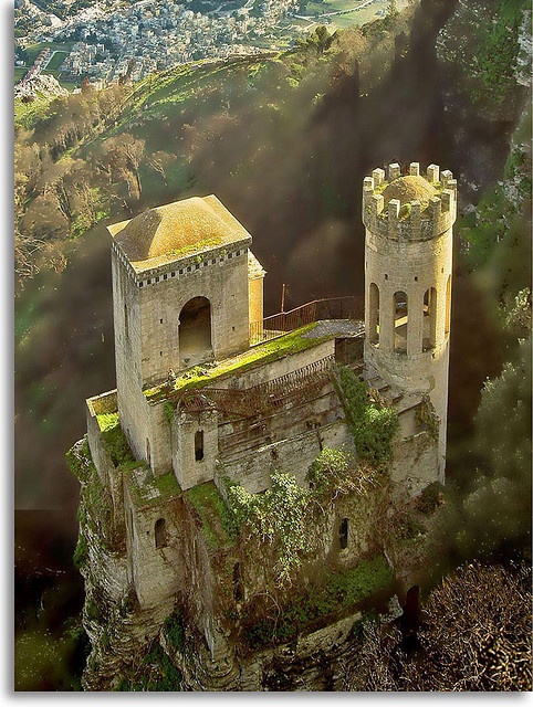Photo:  Erice Castle, Sicily, Italy 